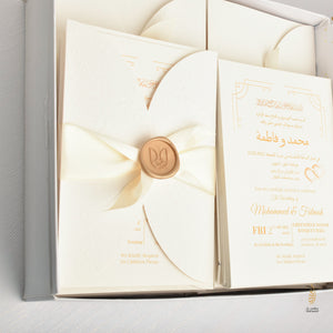 Timeless Invite | Satin | Beige White Gold | Classic Couple | Gold Wax Seal